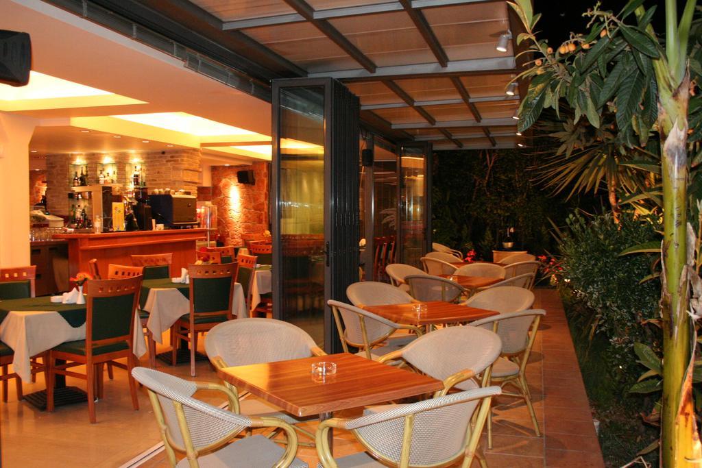 טולון Paradise Lost Hotel-Apartments מראה חיצוני תמונה
