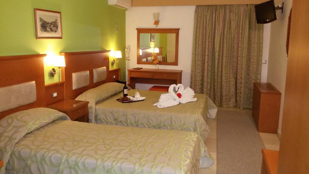 טולון Paradise Lost Hotel-Apartments חדר תמונה